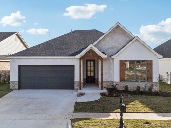 9716 E 132nd Street , Bixby, OK 74008