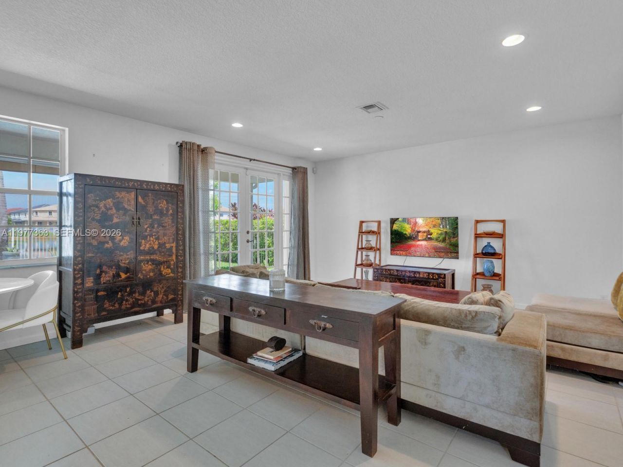 4400 Fox Ridge Dr, Weston, FL 33331 Photo