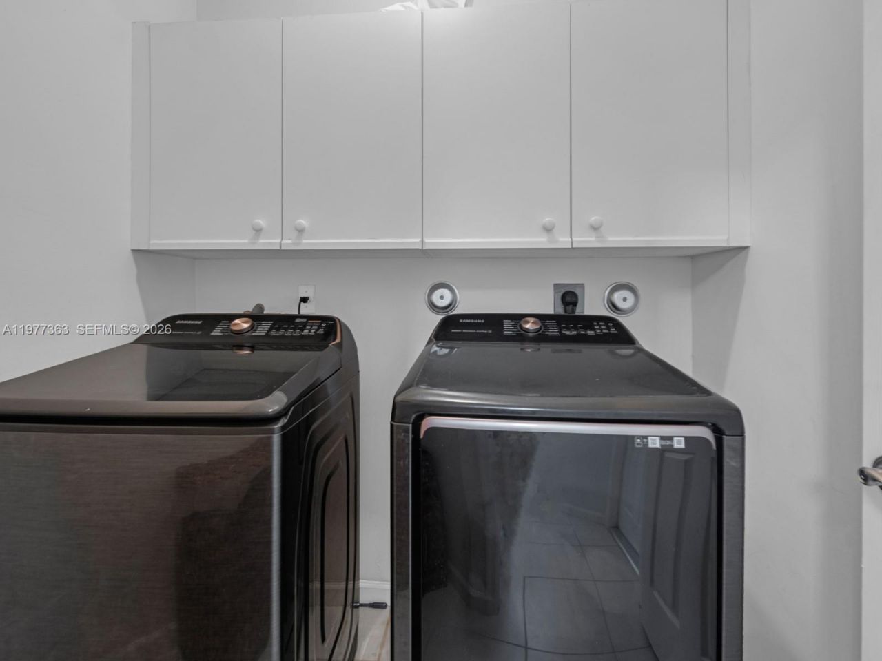 4400 Fox Ridge Dr, Weston, FL 33331 Photo