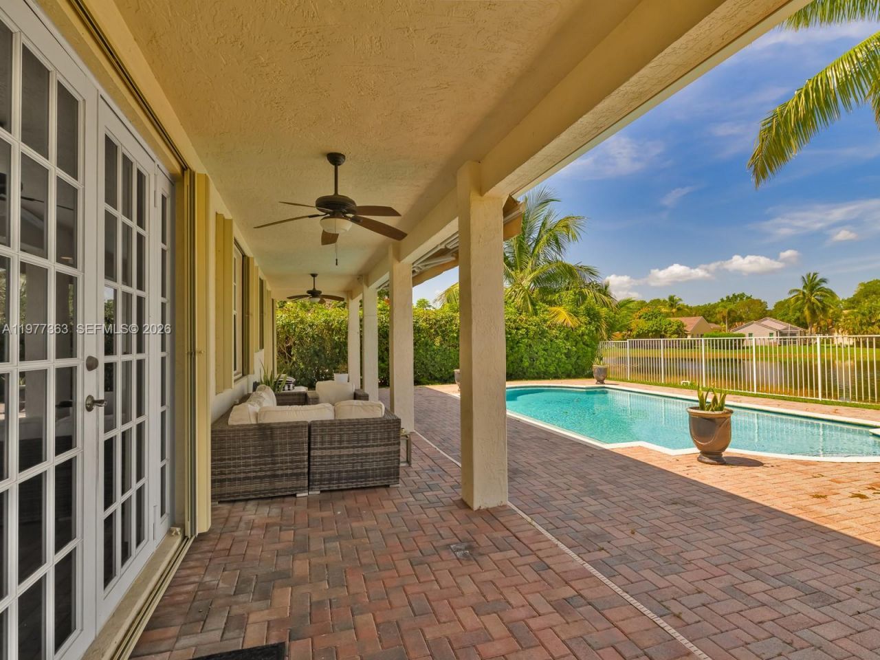 4400 Fox Ridge Dr, Weston, FL 33331 Photo