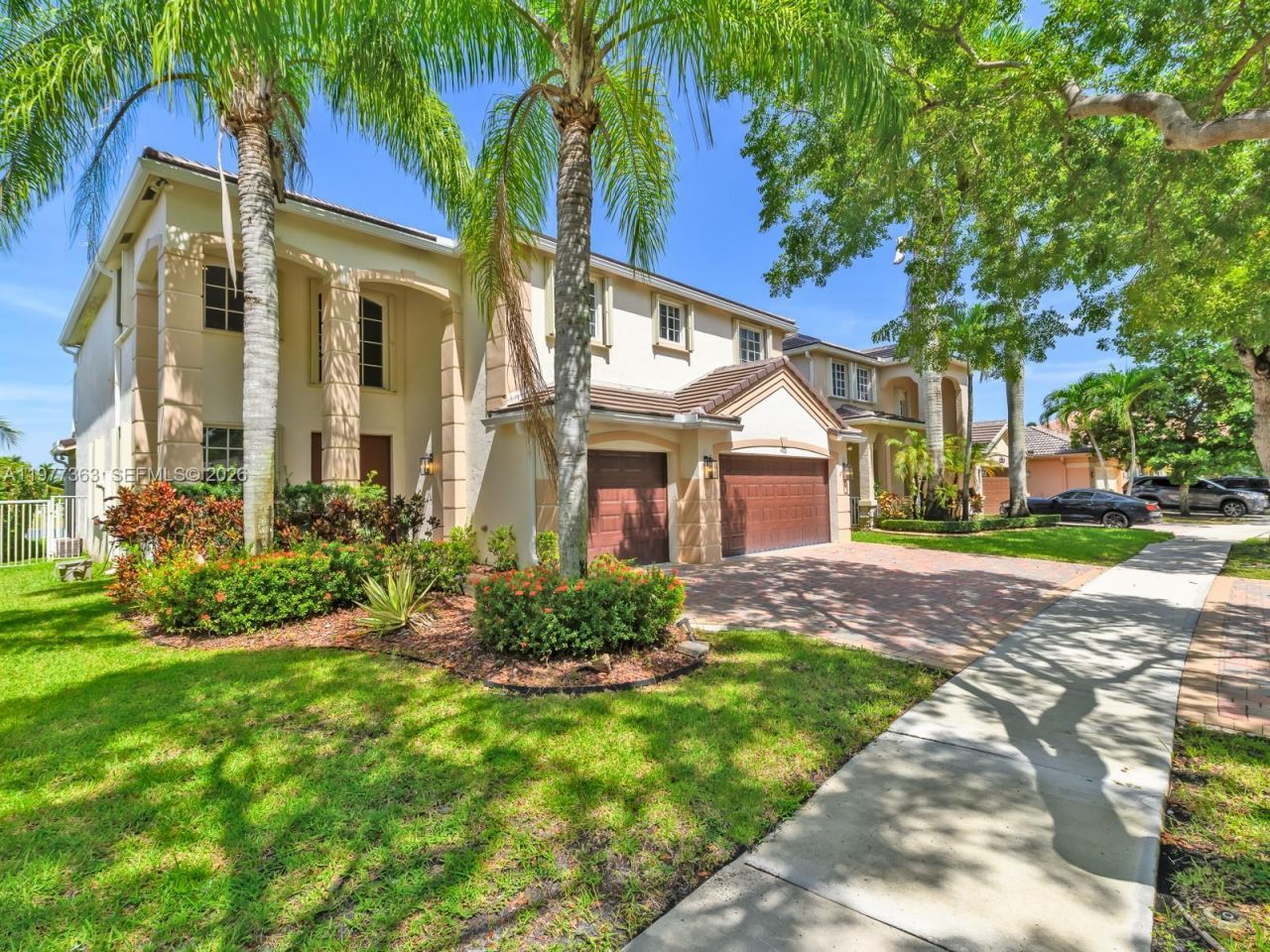 4400 Fox Ridge Dr, Weston, FL 33331 Photo