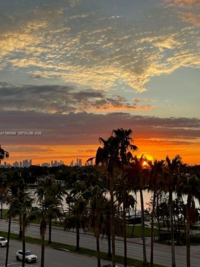 5401 Collins Ave, Unit 320, Miami Beach, FL 33140 Photo