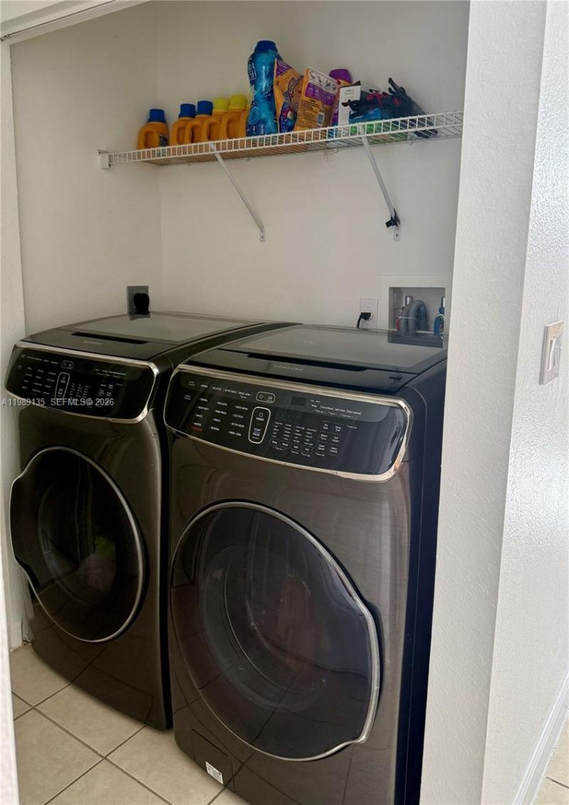 909 NE 42nd Ave, Homestead, FL 33033 Photo