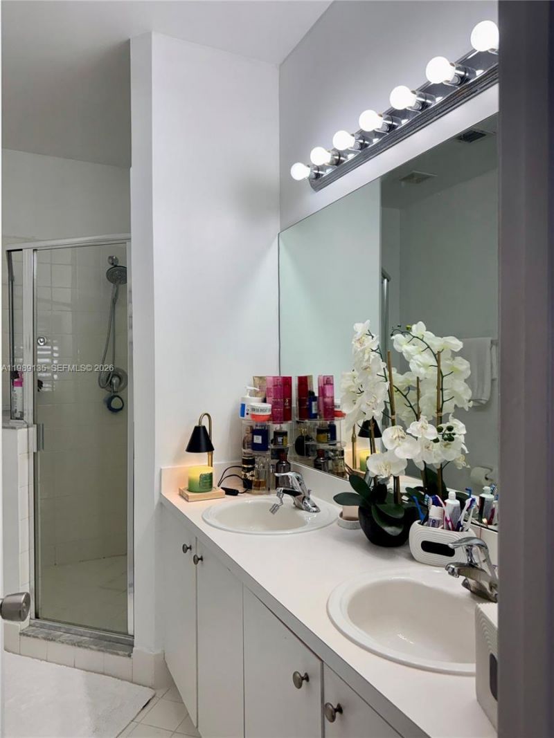 909 NE 42nd Ave, Homestead, FL 33033 Photo