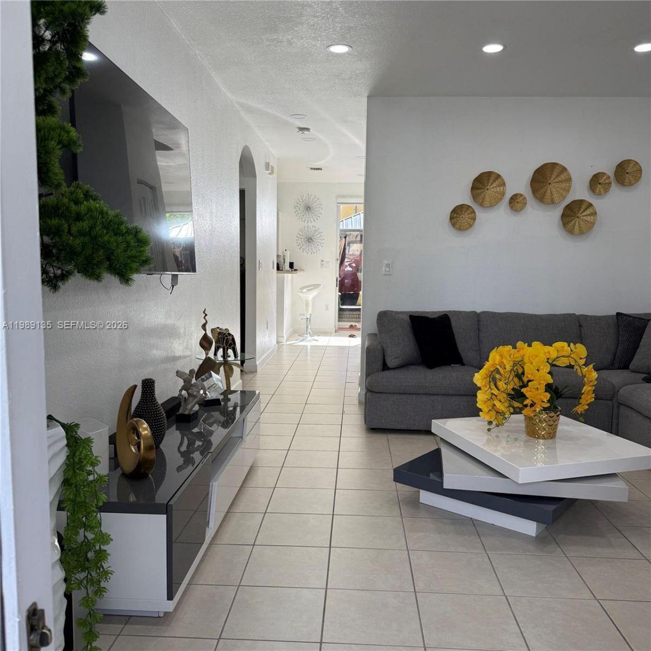 909 NE 42nd Ave, Homestead, FL 33033 Photo