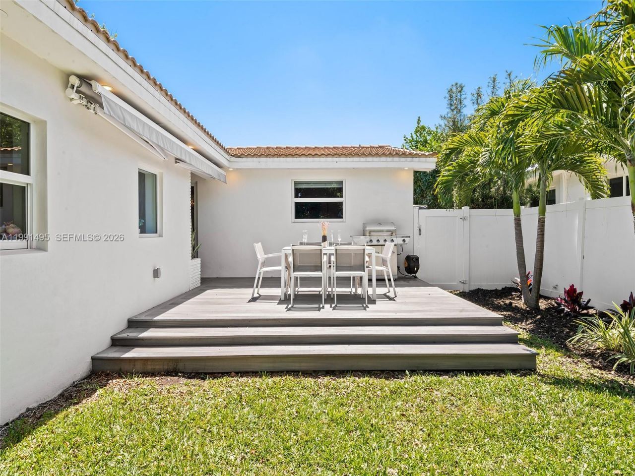1203 Lincoln St, Hollywood, FL 33019 Photo