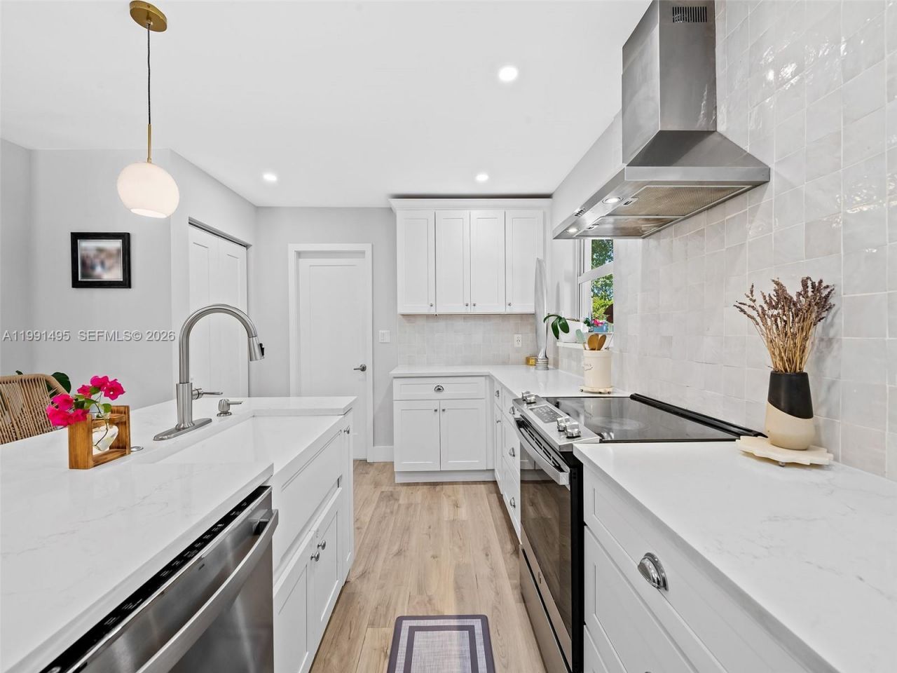 1203 Lincoln St , Hollywood, FL 33019 Photo