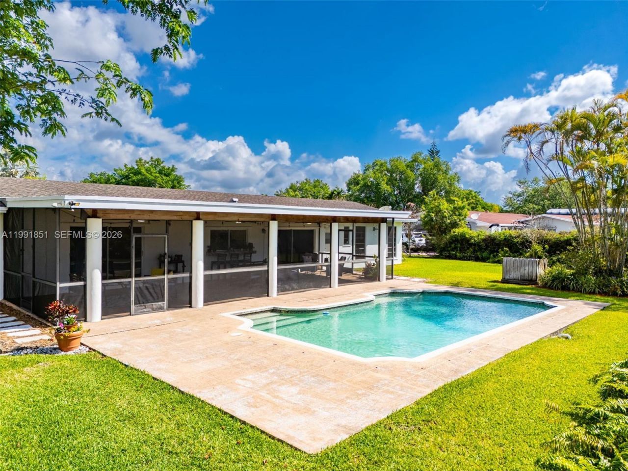 10364 SW 117th St, Miami, FL 33176 Photo