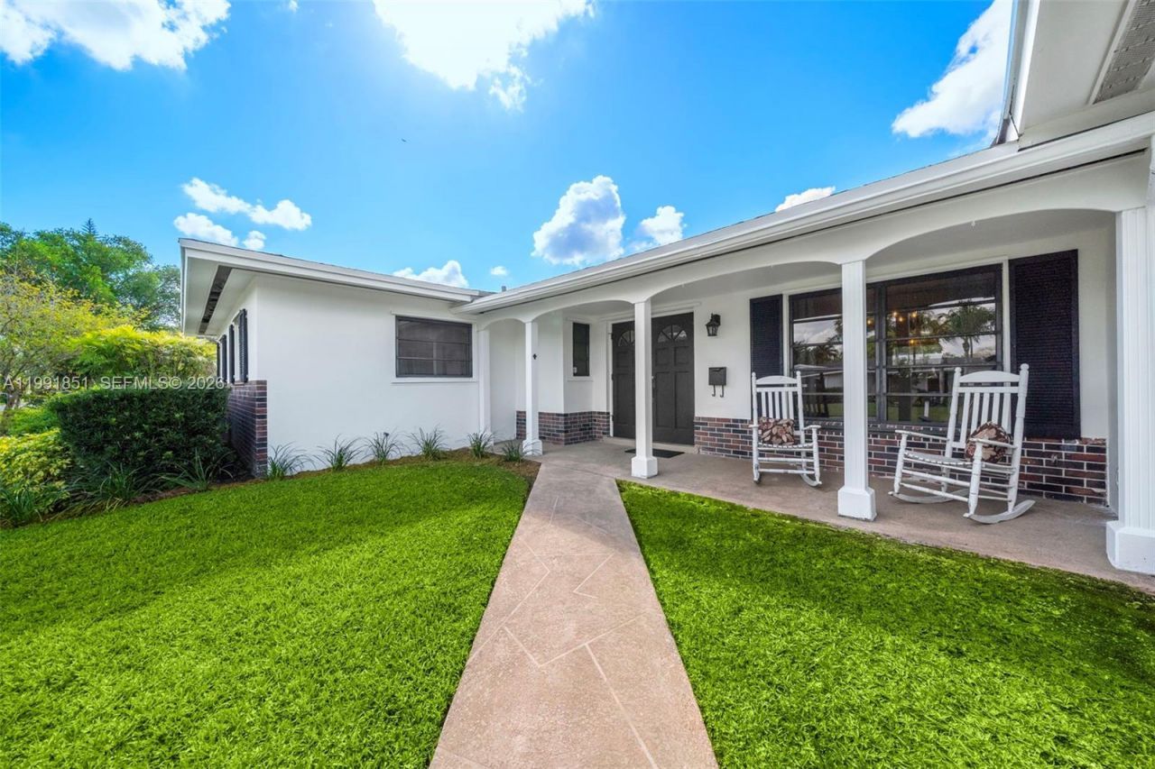 10364 SW 117th St, Miami, FL 33176 Photo