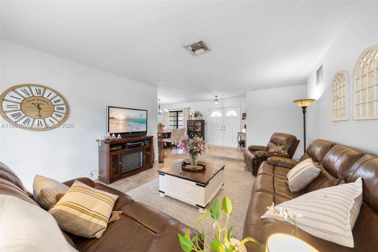 10364 SW 117th St, Miami, FL 33176 Photo