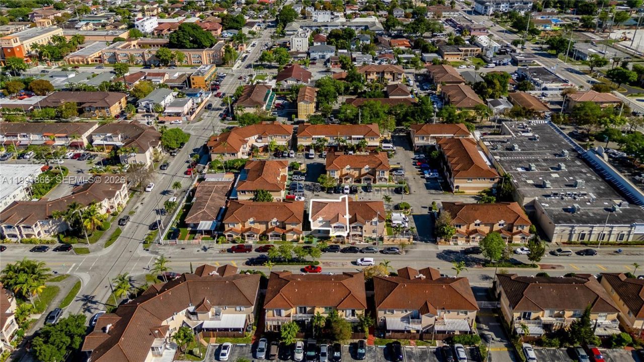 317 E 3rd St , Unit 201, Hialeah, FL 33010 Photo