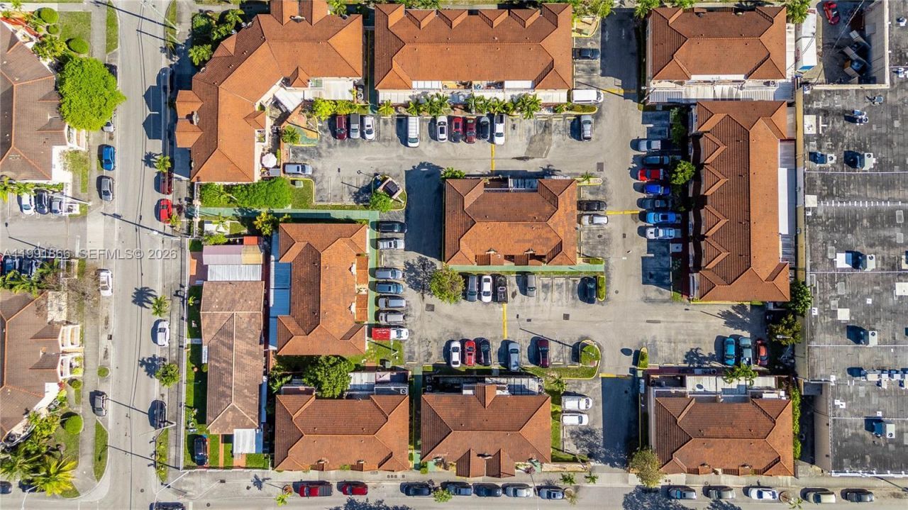 317 E 3rd St , Unit 201, Hialeah, FL 33010 Photo