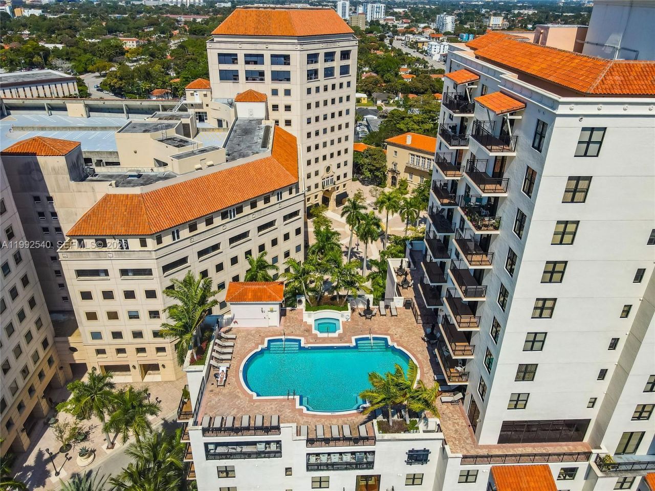 888 S Douglas Rd , Unit 807, Coral Gables, FL 33134 Photo