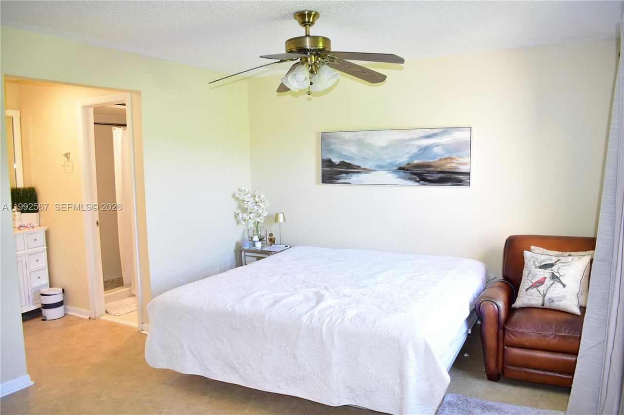 9020 Sunrise Lakes Blvd , Unit 304, Sunrise, FL 33322 Photo