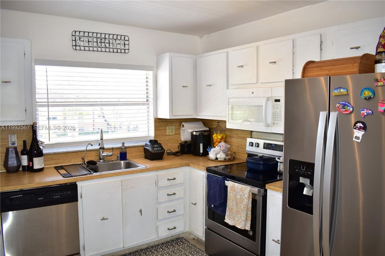 9020 Sunrise Lakes Blvd , Unit 304, Sunrise, FL 33322 Photo