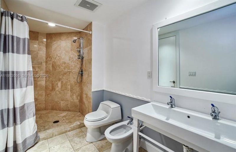 10225 Collins Ave , Unit 1703, Bal Harbour, FL 33154 Photo