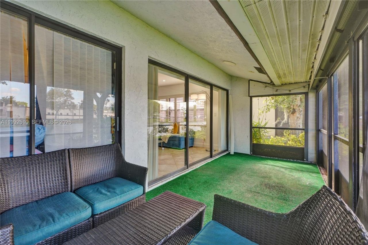 707 Banks Rd , Margate, FL 33063 Photo