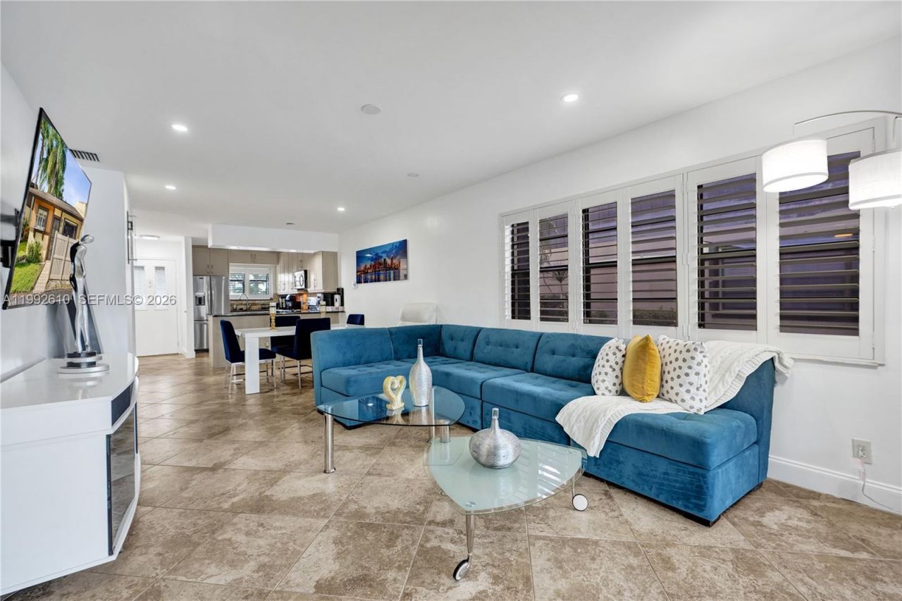 707 Banks Rd , Margate, FL 33063 Photo