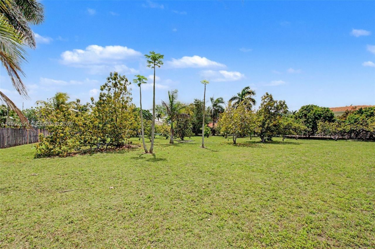 17113 SW 215th Ter, Miami, FL 33187 Photo