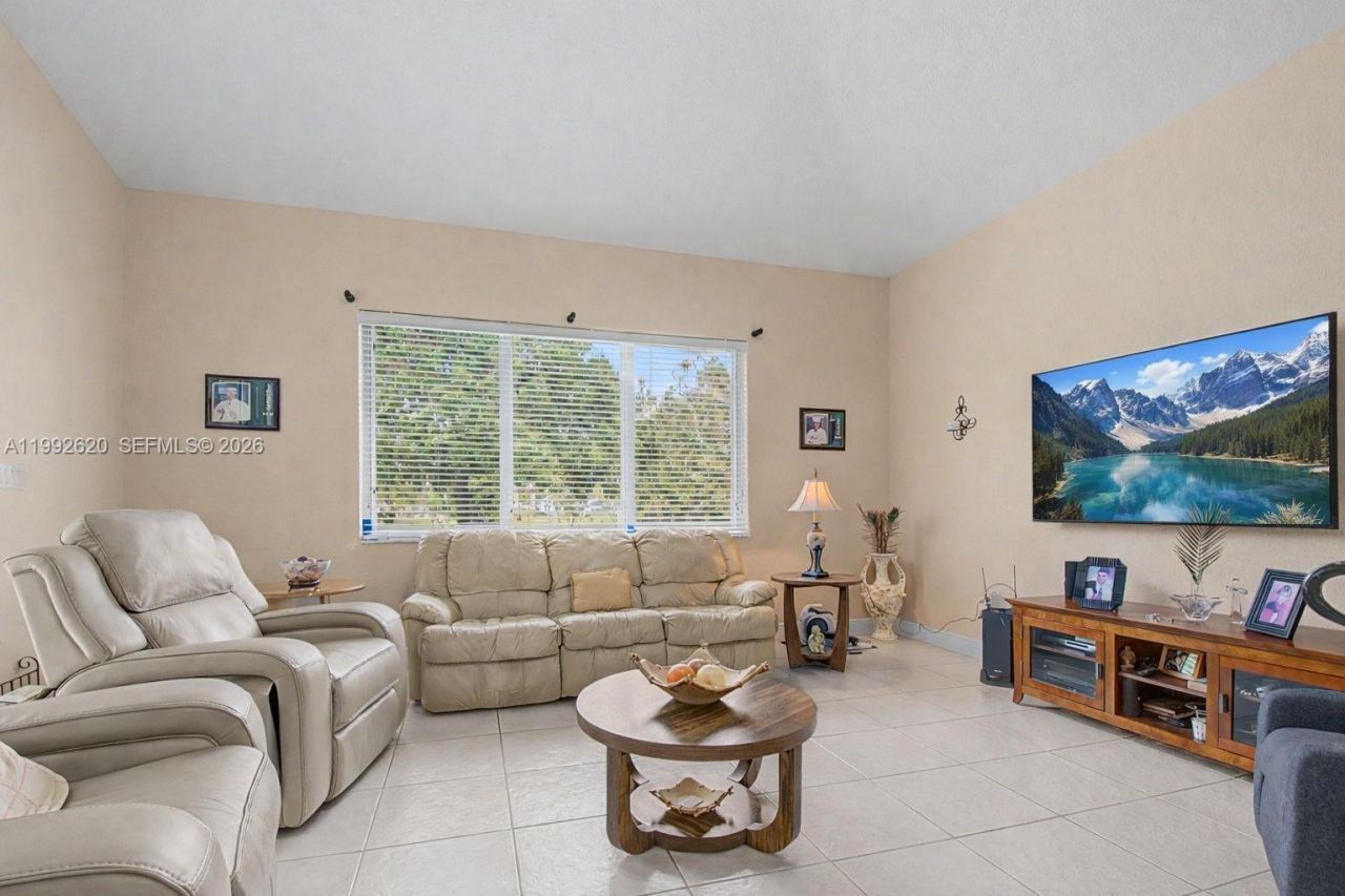 17113 SW 215th Ter, Miami, FL 33187 Photo