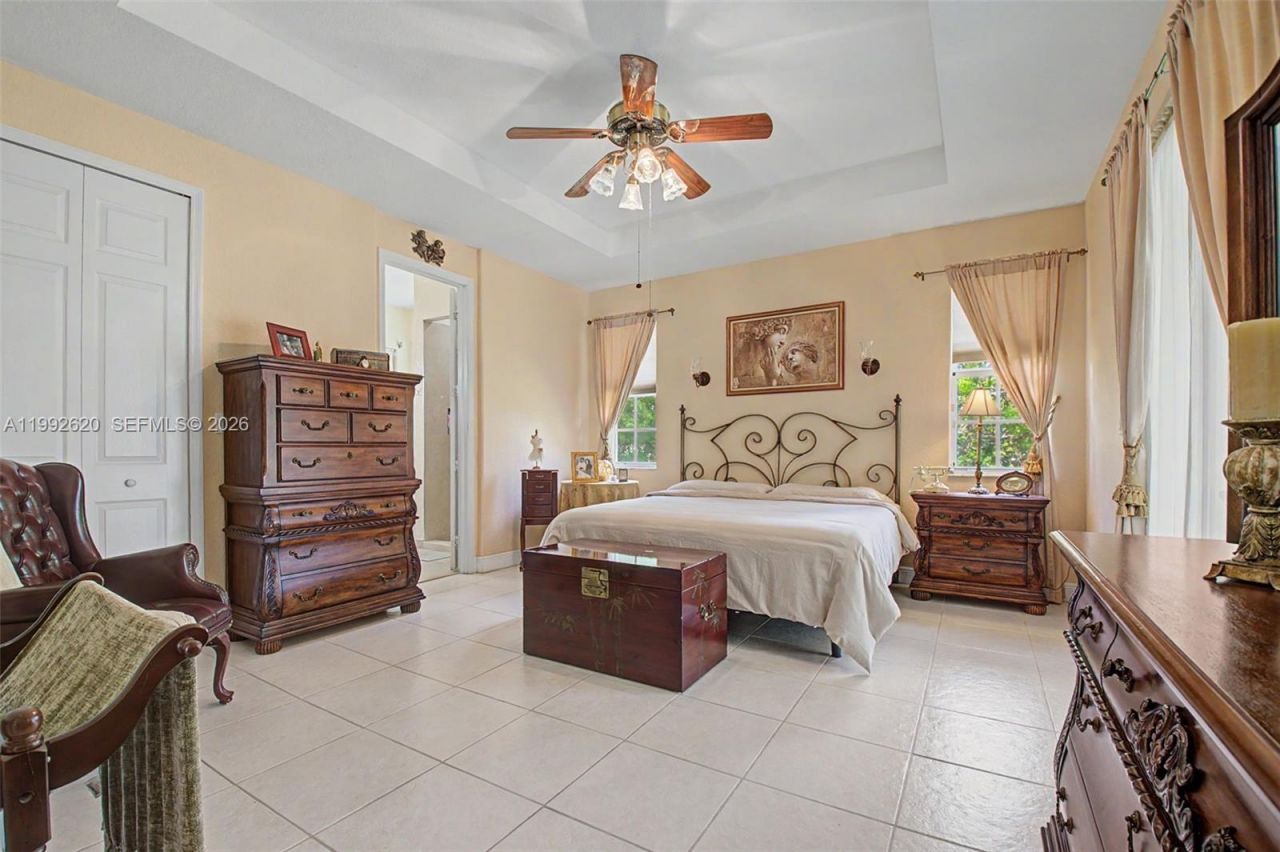 17113 SW 215th Ter, Miami, FL 33187 Photo