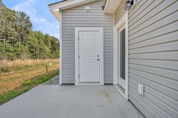 239 Harding Lane photo 4