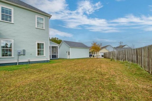 648 Water Lily Trail Photo 11