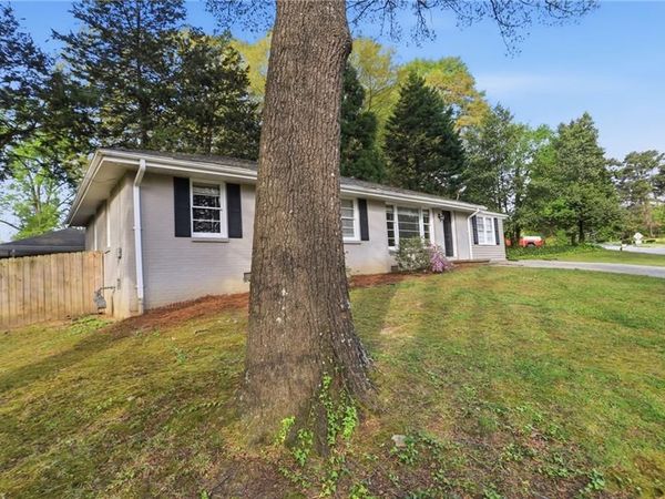 2613 Mural Drive, Atlanta, GA 30341