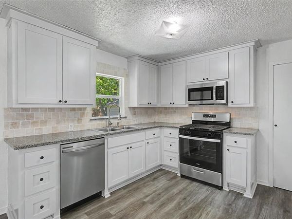 316 W 4th Terrace , Springtown, TX 76082