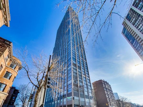 655 W IRVING PARK Road, Unit 2301, Chicago, IL 60613