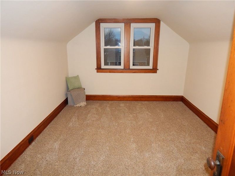 1718 Cook Avenue , Cleveland, OH 44109 Photo 17