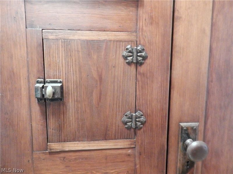 1718 Cook Avenue , Cleveland, OH 44109 Photo 19