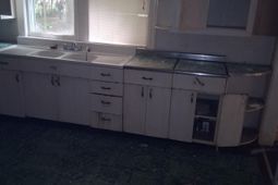 269 S Maple Avenue photo 4