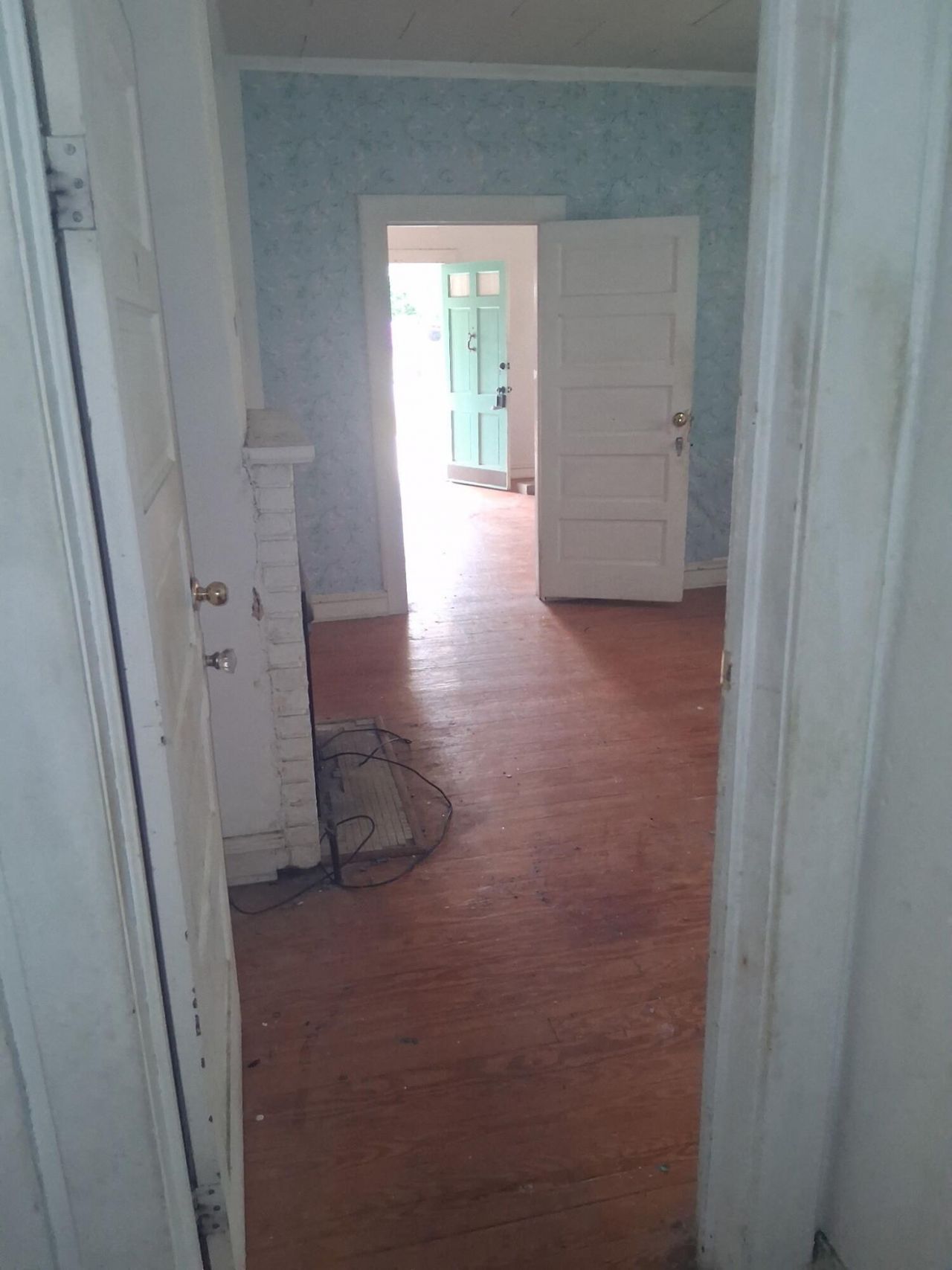 269 S Maple Avenue Photo 7