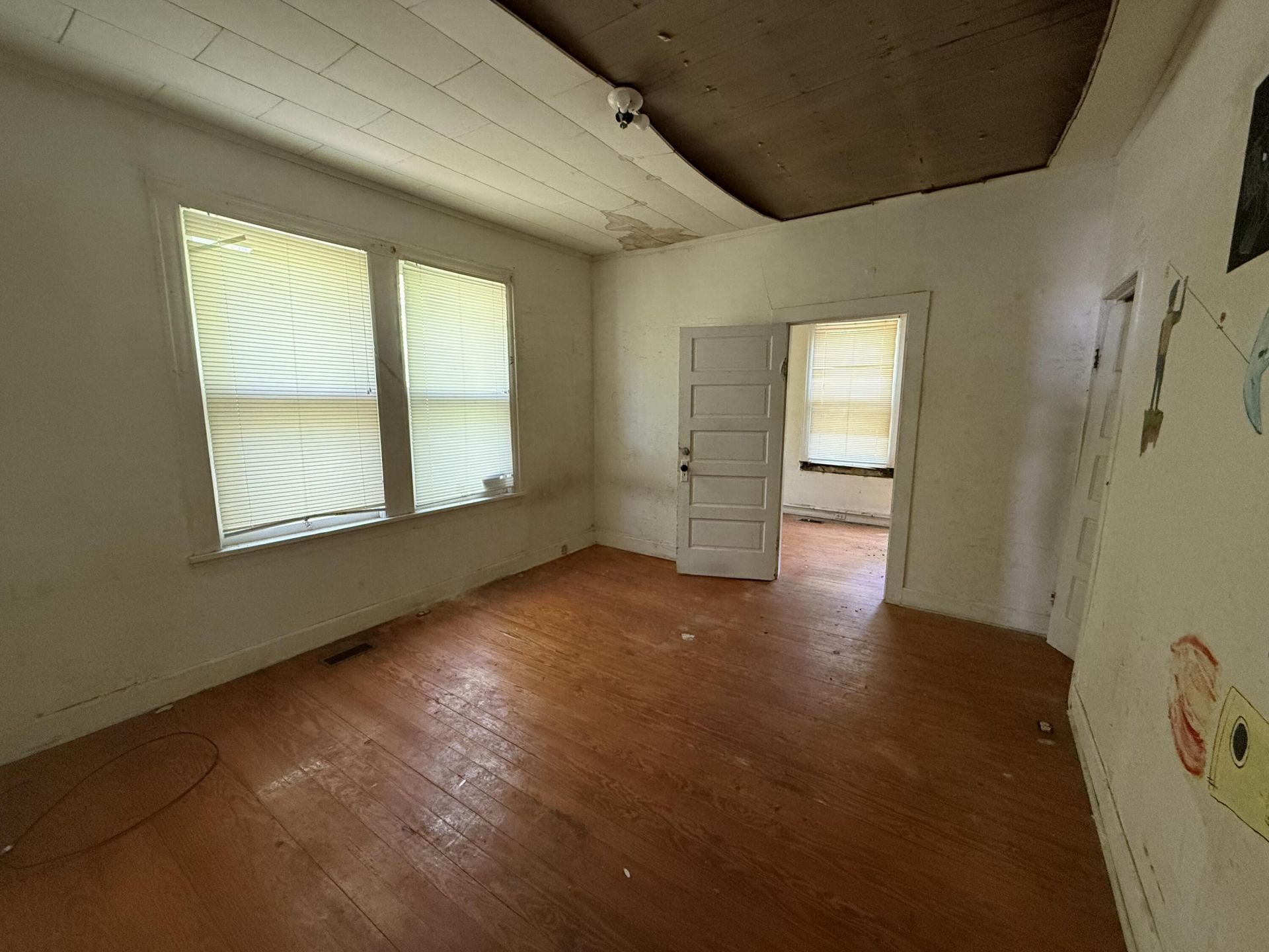 269 S Maple Avenue Photo 8