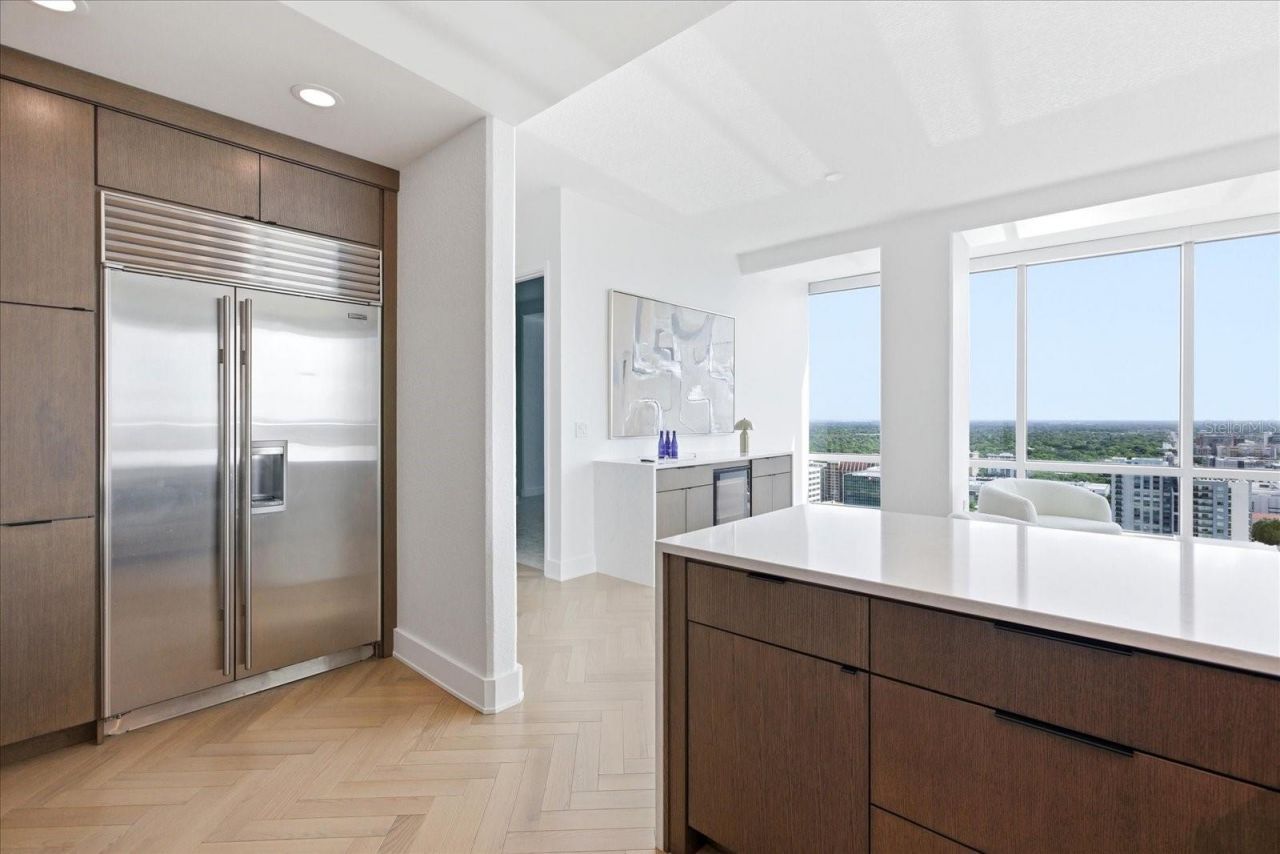 150 E Robinson Street, Unit 30C-2, Orlando, FL 32801 Photo