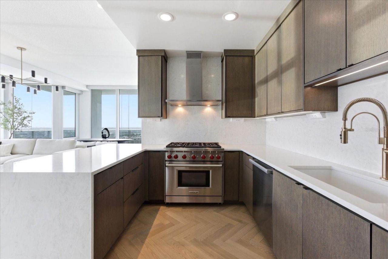 150 E Robinson Street, Unit 30C, Orlando, FL 32801 Photo