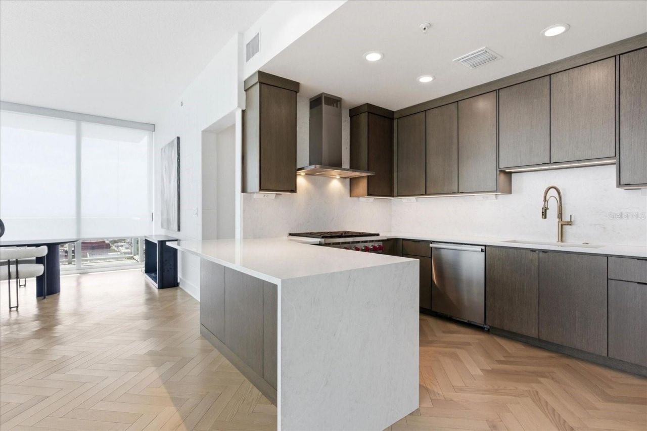 150 E Robinson Street, Unit 30C, Orlando, FL 32801 Photo