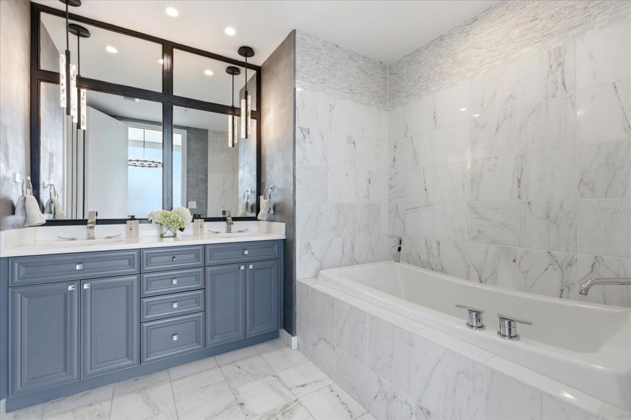 150 E Robinson Street, Unit 30C, Orlando, FL 32801 Photo