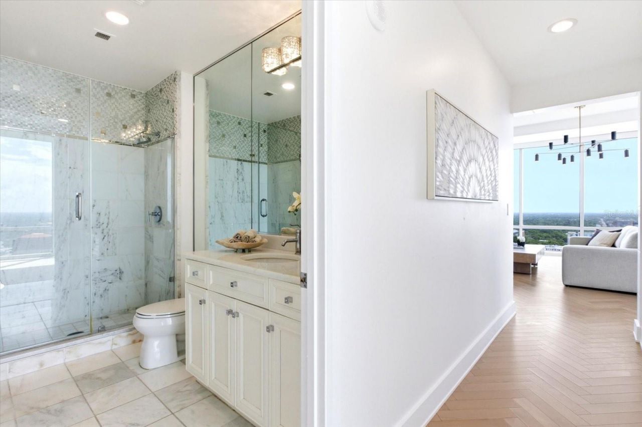 150 E Robinson Street, Unit 30C, Orlando, FL 32801 Photo