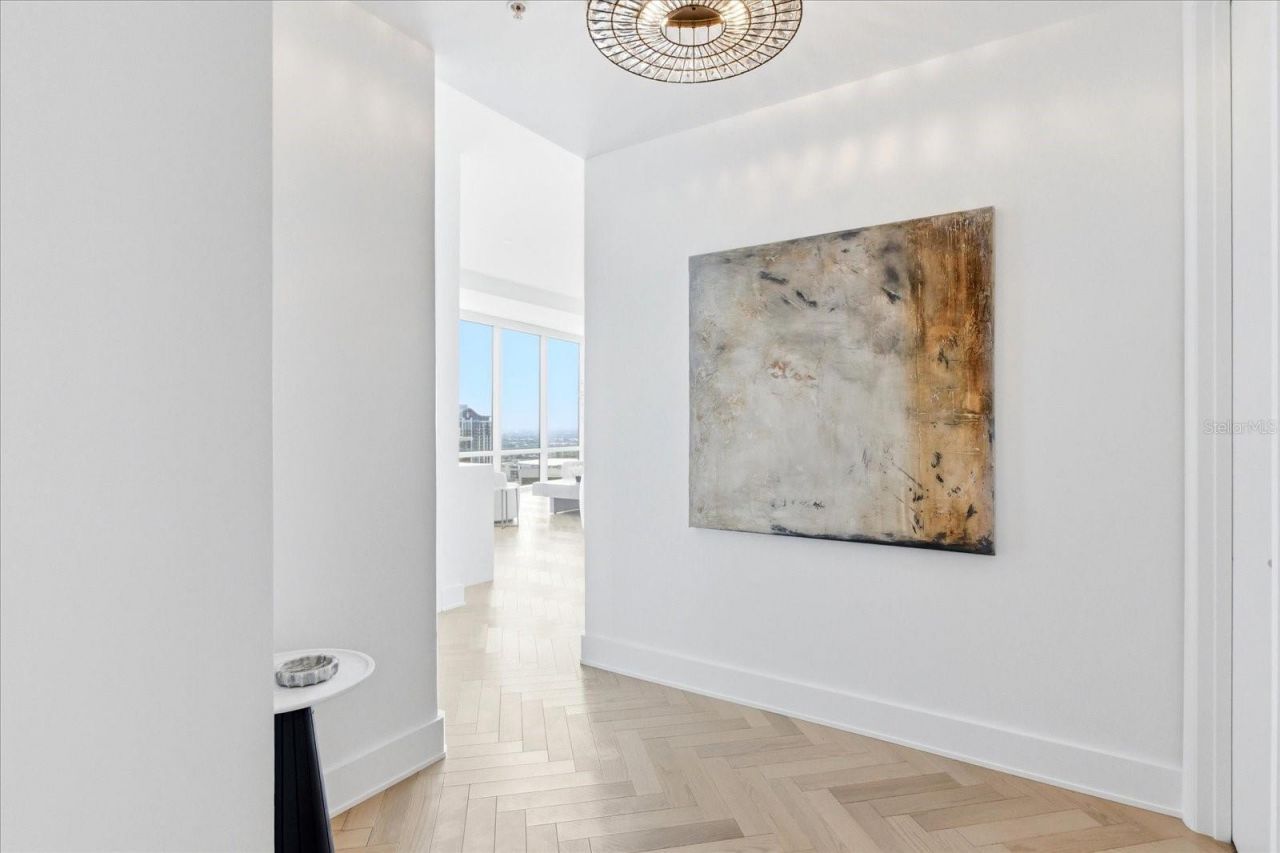 150 E Robinson Street, Unit 30C-2, Orlando, FL 32801 Photo