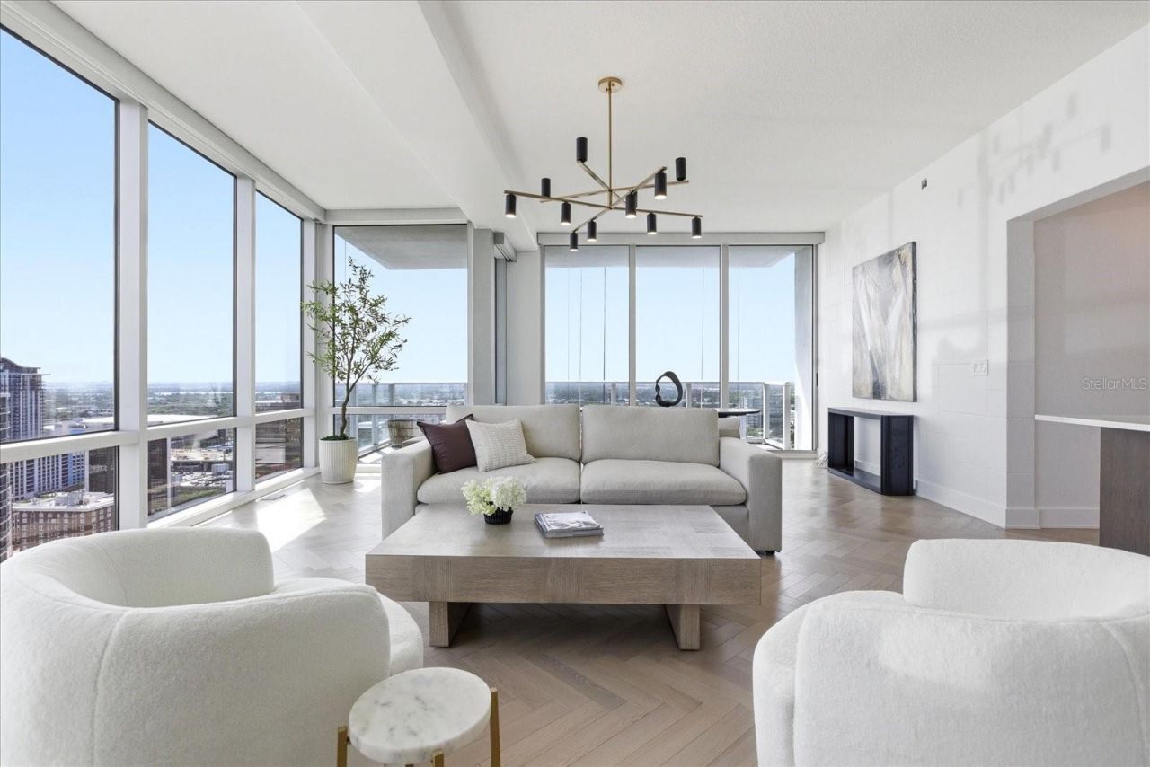 150 E Robinson Street, Unit 30C-2, Orlando, FL 32801 Photo