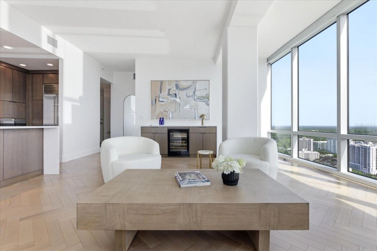 150 E Robinson Street, Unit 30C-2, Orlando, FL 32801 Photo