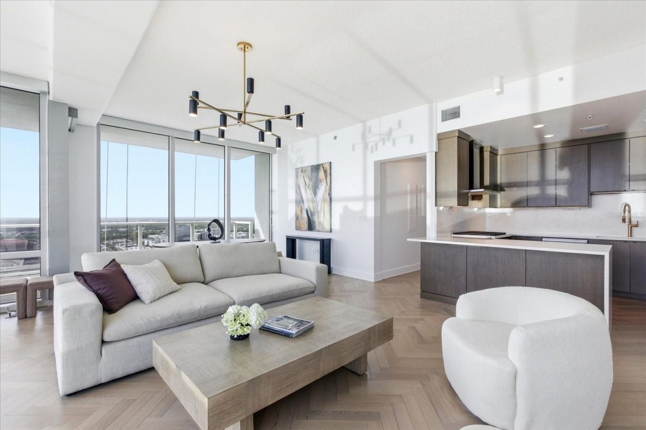 150 E Robinson Street, Unit 30C-2, Orlando, FL 32801 Photo