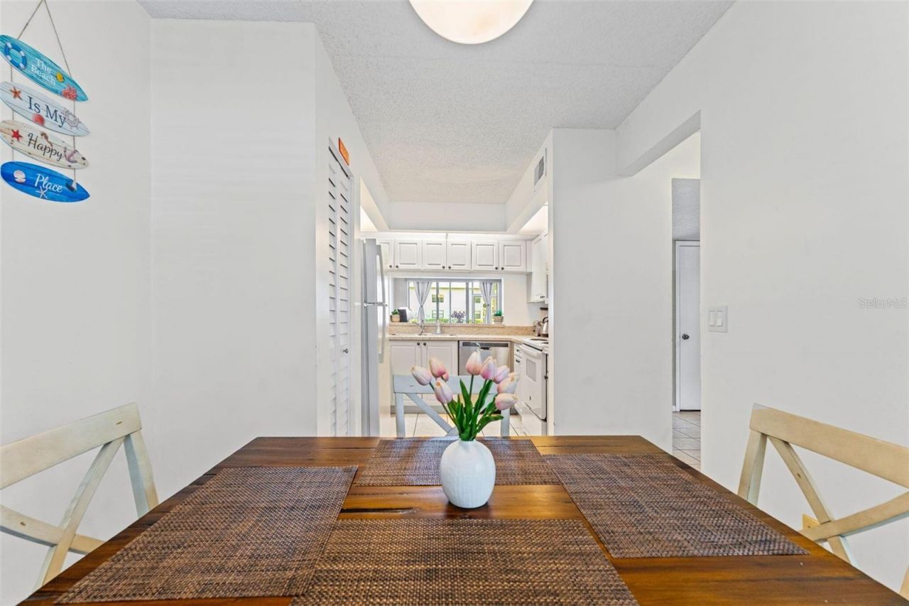 4401 46th Avenue W, Unit 102, Bradenton, FL 34210 Photo