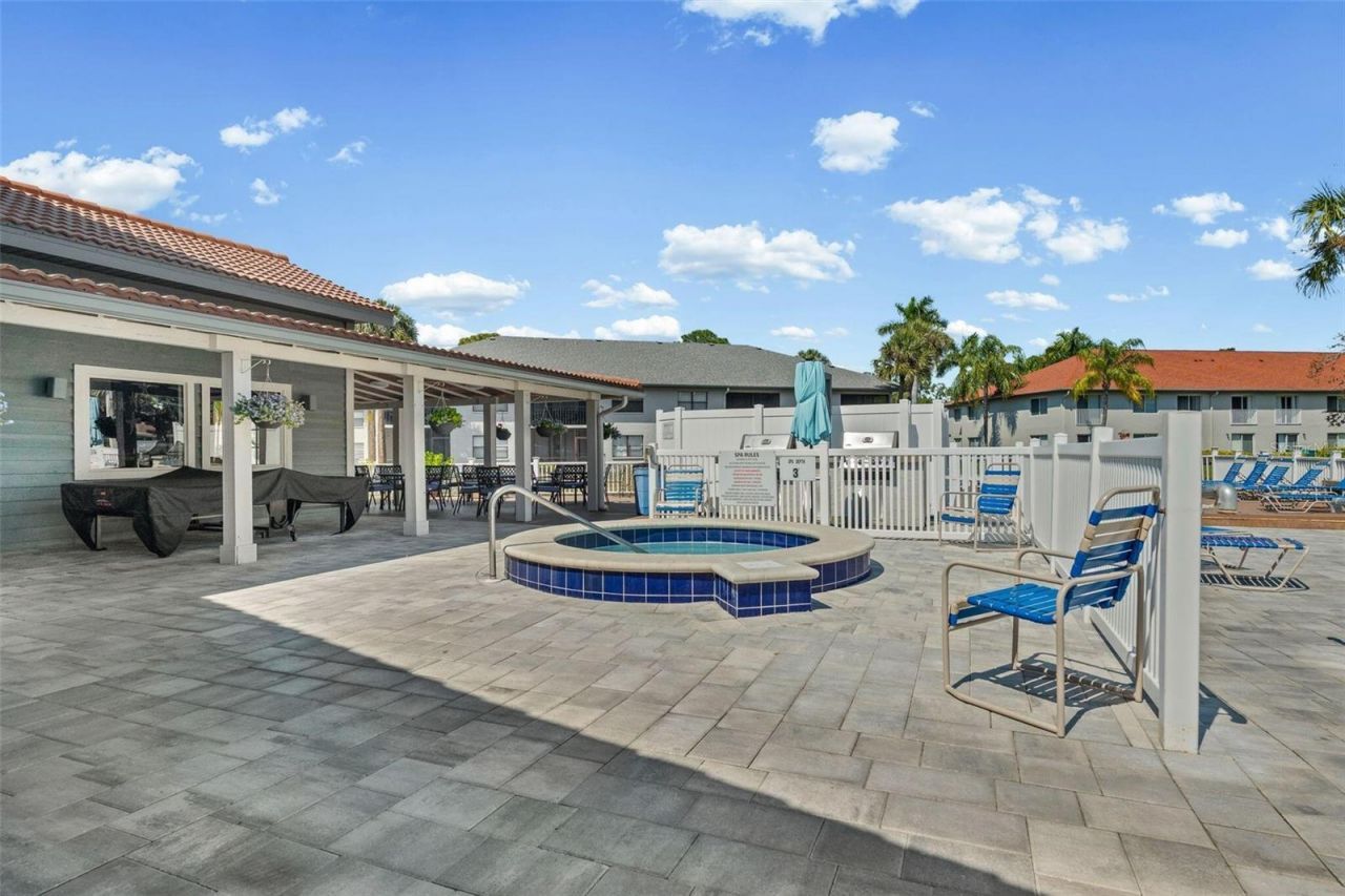 4401 46th Avenue W, Unit 102, Bradenton, FL 34210 Photo