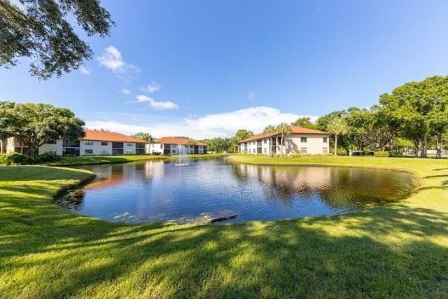 4401 46th Avenue W, Unit 102, Bradenton, FL 34210 Photo