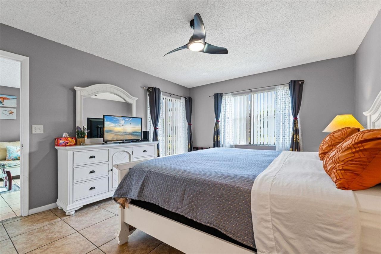 4401 46th Avenue W, Unit 102, Bradenton, FL 34210 Photo