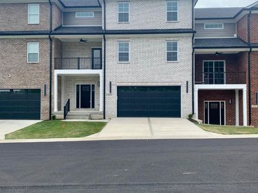 3593 Harper Woods Lane, Lexington, KY 40515