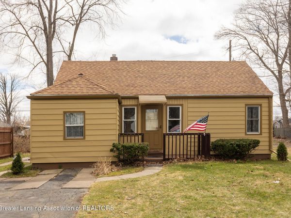 823 Loa Street, Lansing, MI 48910